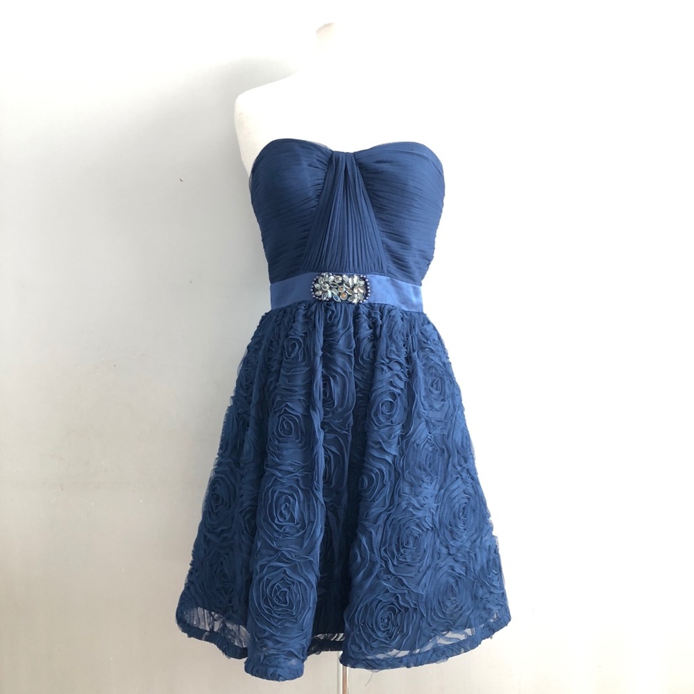 Adrianna Papell Evening blue dress rose detail 4